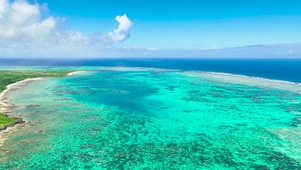 航拍海岛尽头