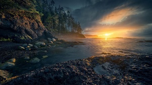 夕阳静谧海滩