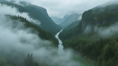 清新绿色迷雾河谷