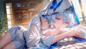 蓝发二次元美少女守岸人