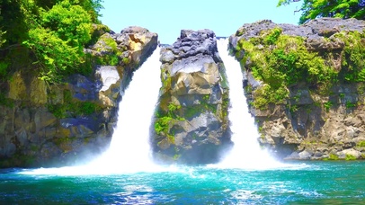 绿林山涧潭水瀑布