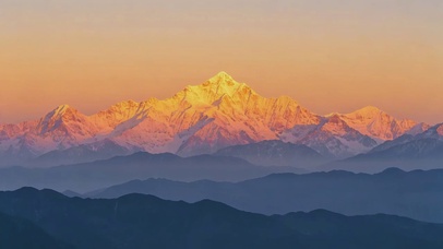 日照金山