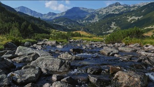 高山小溪