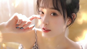 可爱迷人萝莉