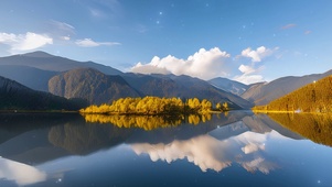 湖泊倒影