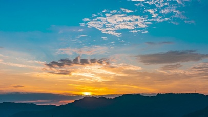 唯美清晨日出风光