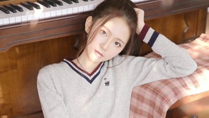 可爱邻家女生