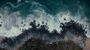 浅滩海浪