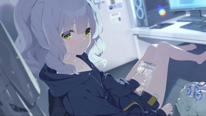 卫衣女孩