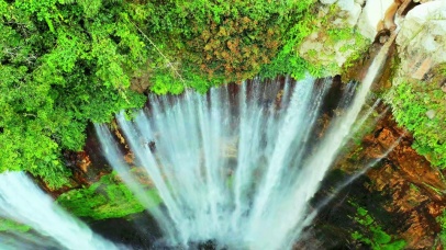 飞流直下三千尺  4K