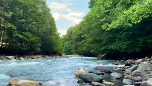 护眼山涧流水
