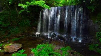 绿林清凉溪水瀑布
