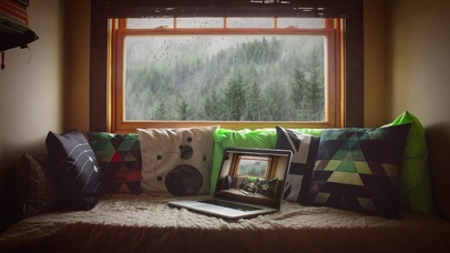 舒适森林玻璃雨