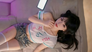 清纯居家女孩