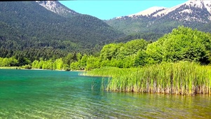 高山湖泊