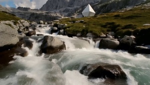 小溪溪流流水水流小河