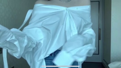 清爽洒脱的小姐姐