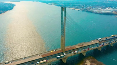 4K 航拍大桥风景