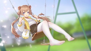 秋千上的女孩