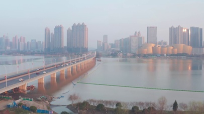 武汉沙湖高架桥汉街