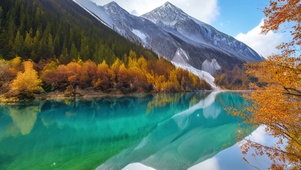 唯美雪山河流风景