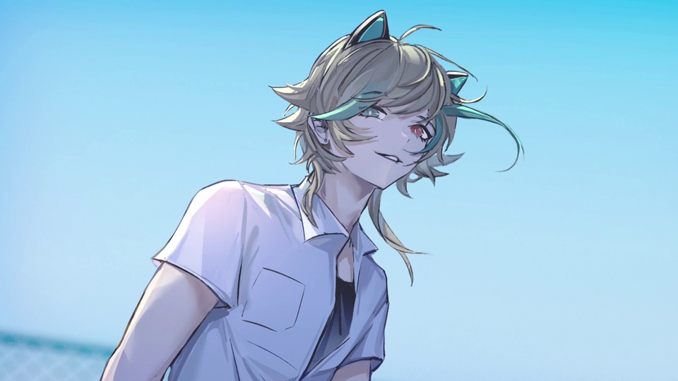 异色瞳猫耳少年立于淡蓝晴空海边背景前