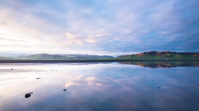 4K 高清 日落云与高山湖泊