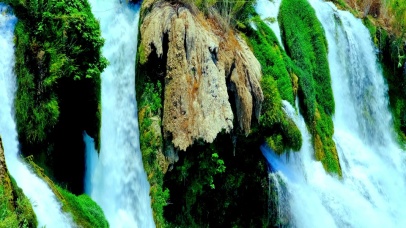 唯美治愈瀑布4K