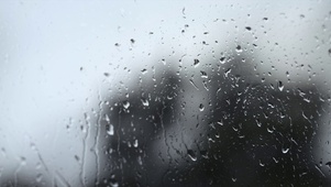 安静下雨天