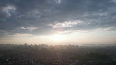 4k城市日出日落异色火烧云天空