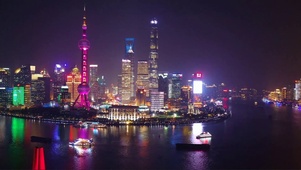 夜晚上海滩