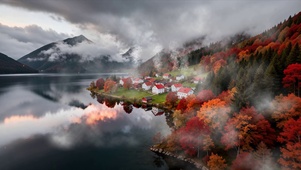 护眼房屋树木河流