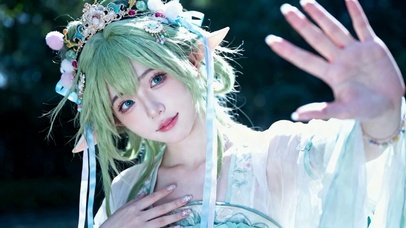 清新古风绿发精灵美少女