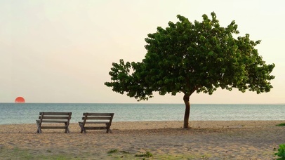 海边落日长椅