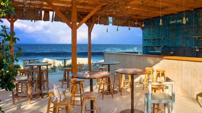 户外海滨咖啡厅