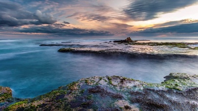 唯美治愈雨后海面彩虹