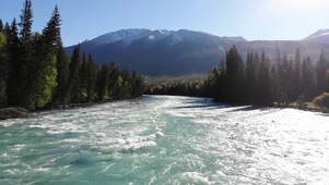 雪山流水