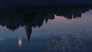 城市湖面倒影