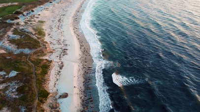 解压壁纸·俯瞰海边世界