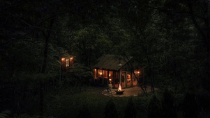 舒适静谧森林小屋雨夜