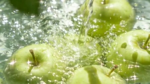 流动水苹果带鱼屏