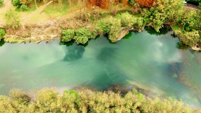 4K唯美江流清澈湖水
