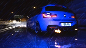雨中汽车