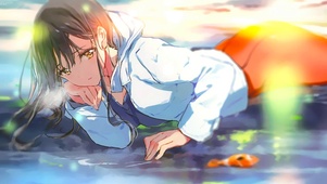 阳光水上少女