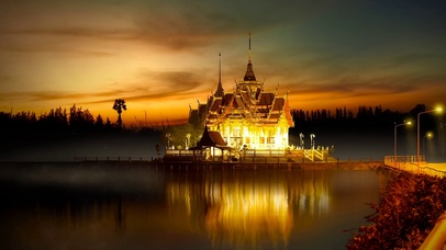 金色城堡的烟花