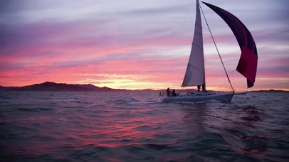雨后的大海彩虹唯美治愈帆船海浪