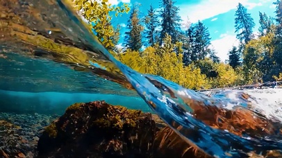 溪水
