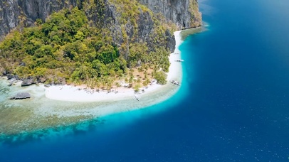 航拍美丽的岛屿