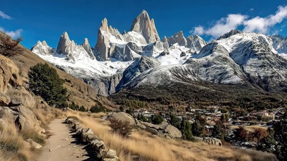 蓝天雪山山谷小径