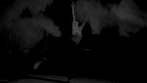 黑白动人舞姿